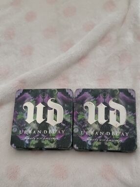 Urban Decay Purple & Green Floral Eyeshadow Duo